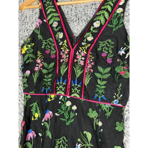 Sam Edelman Botanical Sheer Midi Dress Black with Floral Embroidery Size 0 $168 - Picture 4 of 16